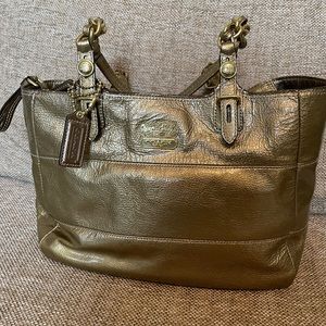 Gold/bronze patent leather COACH purse-like new